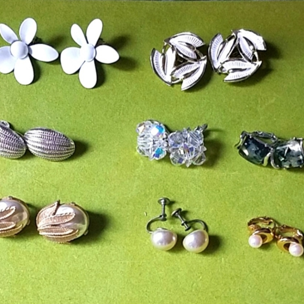 8 pairs of clip earrings